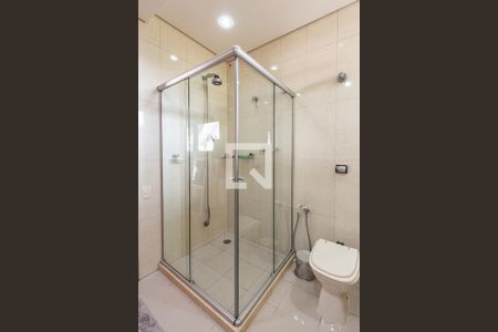 Casa à venda com 775m², 4 quartos e 6 vagasBanheiro da Suíte 1