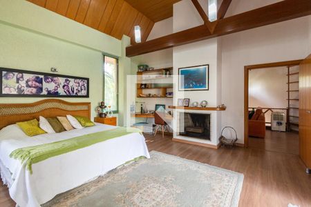 Casa à venda com 775m², 4 quartos e 6 vagasSuíte 3