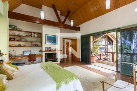 Casa à venda com 775m², 4 quartos e 6 vagasSuíte 3