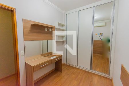 Casa à venda com 170m², 4 quartos e 3 vagasQuarto 2 - Suíte