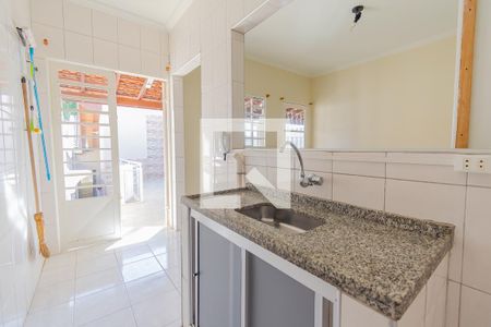 Casa à venda com 170m², 4 quartos e 3 vagasCozinha (Edícula)
