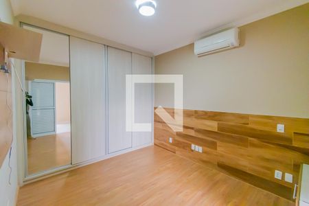 Casa à venda com 170m², 4 quartos e 3 vagasQuarto 3 - Suíte