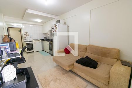 Apartamento à venda com 36m², 1 quarto e sem vaga Apartamento à venda com 36m², 1 quarto e sem vagaSala