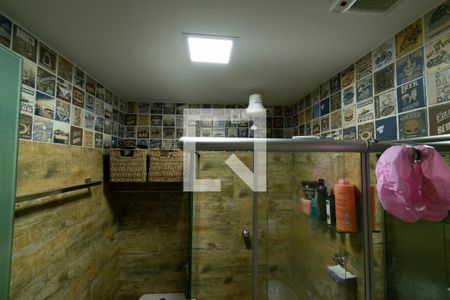 Banheiro de apartamento à venda com 1 quarto, 36m² em Riacho Fundo I, Brasília