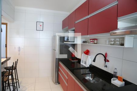 Cozinha de apartamento para alugar com 2 quartos, 78m² em Real, Praia Grande