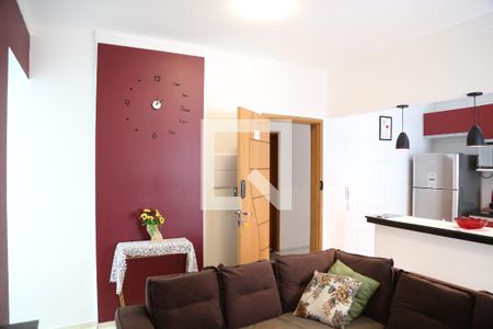 Sala de apartamento para alugar com 2 quartos, 78m² em Real, Praia Grande