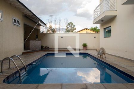 Casa à venda com 365m², 4 quartos e 4 vagasquintal