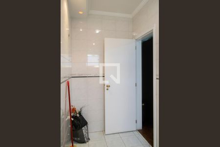 Casa à venda com 365m², 4 quartos e 4 vagasbanheiro quarto 4