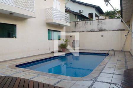 Casa à venda com 365m², 4 quartos e 4 vagasquintal