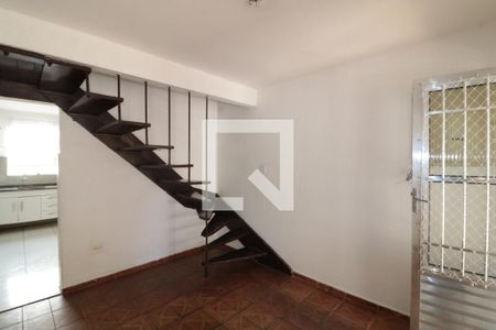 Sala  de casa para alugar com 2 quartos, 80m² em Chácara Califórnia, São Paulo