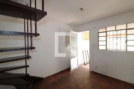 Sala  de casa para alugar com 2 quartos, 80m² em Chácara Califórnia, São Paulo