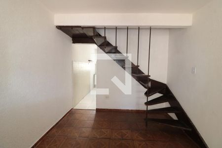 Sala  de casa para alugar com 2 quartos, 80m² em Chácara Califórnia, São Paulo