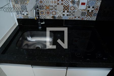 Cozinha de kitnet/studio para alugar com 1 quarto, 27m² em Granja Viana, Cotia