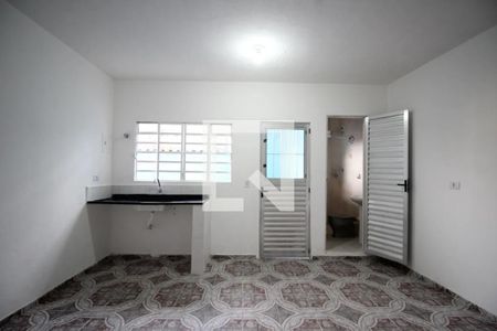 Cozinha de casa para alugar com 1 quarto, 80m² em Vila Jacuí, São Paulo