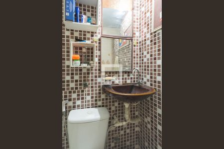 Apartamento à venda com 85m², 2 quartos e sem vaga Apartamento à venda com 85m², 2 quartos e sem vagaBanheiro