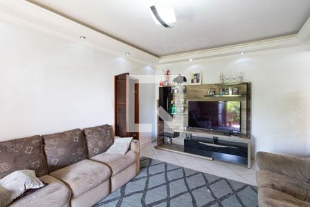 Casa à venda com 180m², 3 quartos e 4 vagas Casa à venda com 180m², 3 quartos e 4 vagasSala