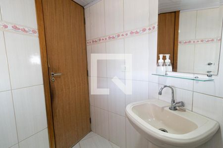 Casa à venda com 180m², 3 quartos e 4 vagas Casa à venda com 180m², 3 quartos e 4 vagasLavabo