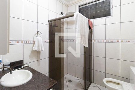 Casa à venda com 180m², 3 quartos e 4 vagas Casa à venda com 180m², 3 quartos e 4 vagasBanheiro 2