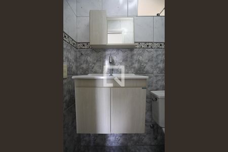 Apartamento à venda com 70m², 3 quartos e 1 vaga Apartamento à venda com 70m², 3 quartos e 1 vagaBanheiro