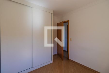 Apartamento à venda com 100m², 3 quartos e 2 vagas Apartamento à venda com 100m², 3 quartos e 2 vagasQuarto 2