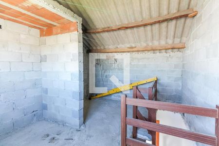 Casa de condomínio à venda com 75m², 2 quartos e 1 vagaSótão