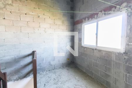 Casa de condomínio à venda com 75m², 2 quartos e 1 vagaSótão