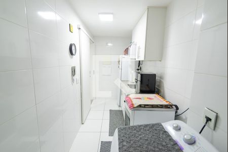 Apartamento à venda com 65m², 2 quartos e 2 vagasCozinha e Área de Serviço