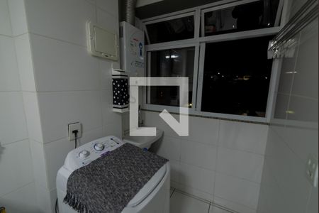 Apartamento à venda com 65m², 2 quartos e 2 vagasCozinha e Área de Serviço