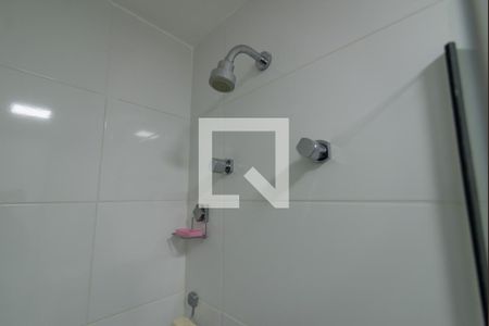 Apartamento à venda com 65m², 2 quartos e 2 vagasBanheiro Social