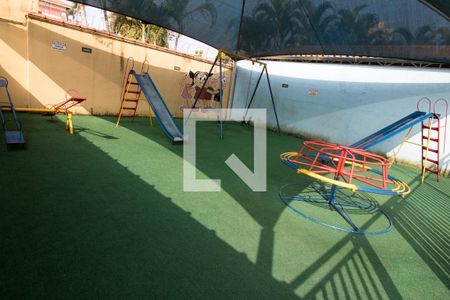Casa de condomínio à venda com 72m², 2 quartos e 2 vagas Casa de condomínio à venda com 72m², 2 quartos e 2 vagasÁrea Comum - Playground