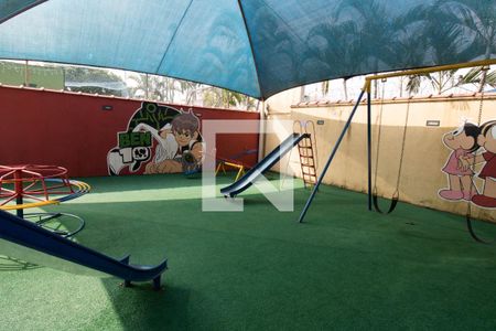 Casa de condomínio à venda com 72m², 2 quartos e 2 vagas Casa de condomínio à venda com 72m², 2 quartos e 2 vagasÁrea Comum - Playground