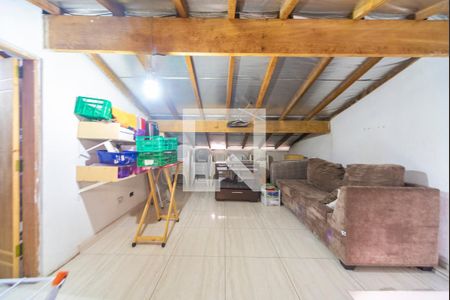 Casa de condomínio à venda com 72m², 2 quartos e 2 vagas Casa de condomínio à venda com 72m², 2 quartos e 2 vagasSótão