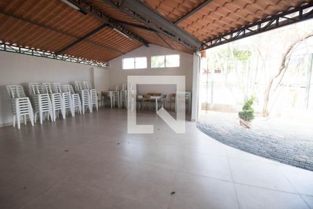 Casa de condomínio à venda com 72m², 2 quartos e 2 vagas Casa de condomínio à venda com 72m², 2 quartos e 2 vagasÁrea comum - Churrasqueira