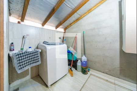 Casa de condomínio à venda com 72m², 2 quartos e 2 vagas Casa de condomínio à venda com 72m², 2 quartos e 2 vagasÁrea de Serviço