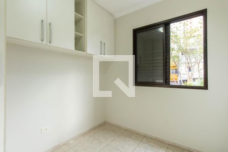 Quarto 1 de apartamento à venda com 2 quartos, 49m² em Vila Carmosina, São Paulo