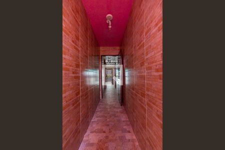 Casa à venda com 234m², 2 quartos e 2 vagas Casa à venda com 234m², 2 quartos e 2 vagasQuintal e Área de Serviço