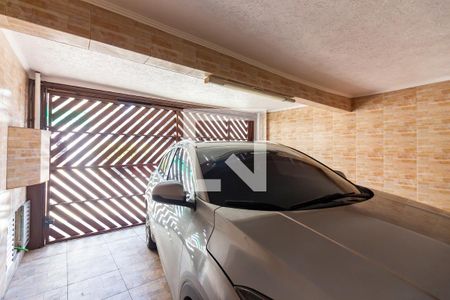 Casa à venda com 234m², 2 quartos e 2 vagas Casa à venda com 234m², 2 quartos e 2 vagasGaragem