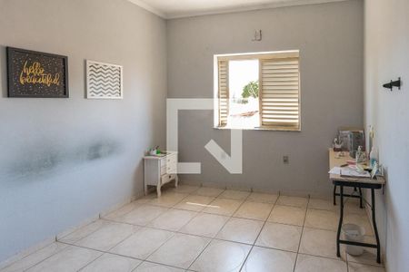 Casa à venda com 215m², 4 quartos e 3 vagasQuarto 1