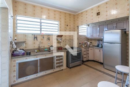 Casa à venda com 215m², 4 quartos e 3 vagasCozinha