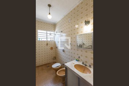 Casa à venda com 215m², 4 quartos e 3 vagasBanheiro Social