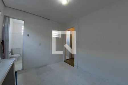 Apartamento para alugar com 120m², 4 quartos e sem vaga Apartamento para alugar com 120m², 4 quartos e sem vagaCozinha