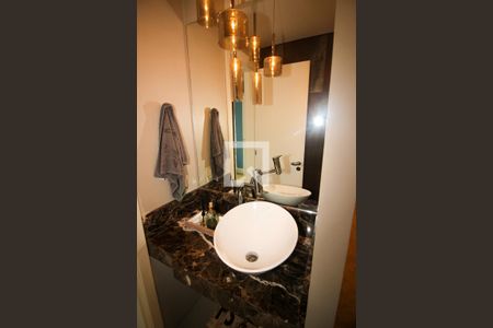 Apartamento à venda com 87m², 2 quartos e 1 vagaBanheiro Social