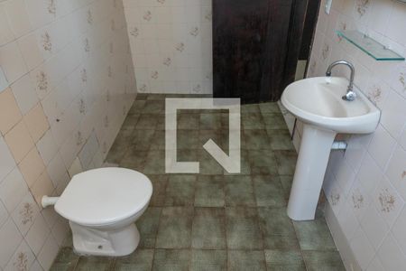 Casa à venda com 120m², 3 quartos e sem vaga Casa à venda com 120m², 3 quartos e sem vagaBanheiro da Suíte