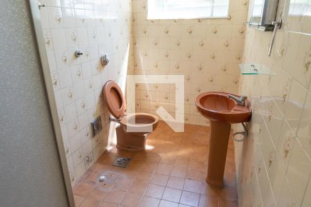 Banheiro Social  de casa à venda com 3 quartos, 120m² em Ponta D’areia, Niterói