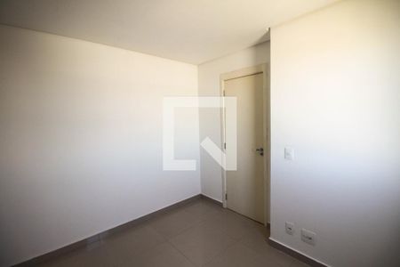 Quarto 2 de apartamento para alugar com 2 quartos, 60m² em Vila Independência, São Paulo