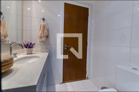 Apartamento à venda com 321m², 4 quartos e 3 vagasBanheiro da Suíte 3