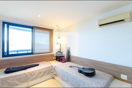 Apartamento à venda com 321m², 4 quartos e 3 vagasSuite 2