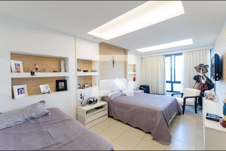 Apartamento à venda com 321m², 4 quartos e 3 vagasSuite 4