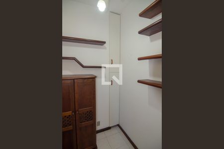 Apartamento para alugar com 96m², 3 quartos e 2 vagasQuarto de Serviço