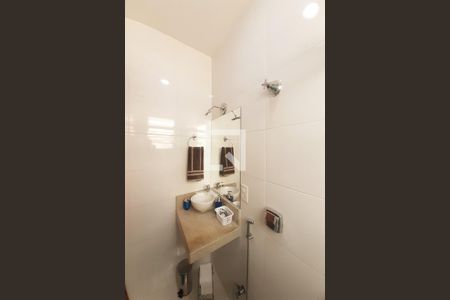 Apartamento à venda com 96m², 3 quartos e 2 vagasBanheiro suíte 